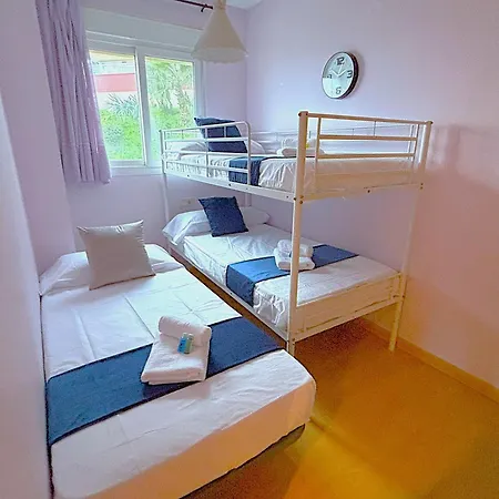 Evans Realty Bs Atico & Garaje & Piscinas & Padel Apartment *