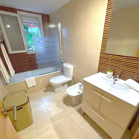 Evans Realty Bs Atico & Garaje & Piscinas & Padel Apartment Benalmadena