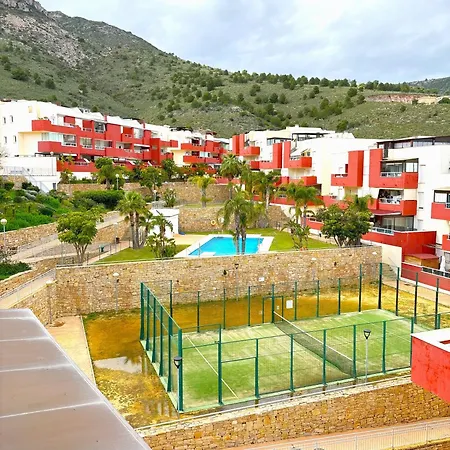 Evans Realty Bs Atico & Garaje & Piscinas & Padel Apartment *