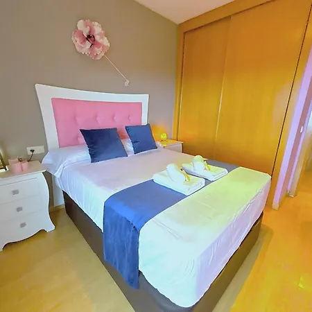 Evans Realty Bs Atico & Garaje & Piscinas & Padel * 베날마데나코스타